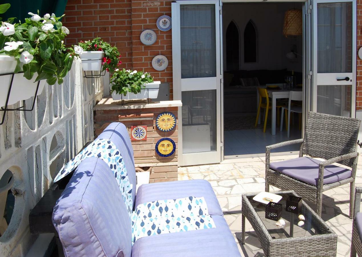 La Casa Sulla Spiaggia Apartament Nettuno Zewnętrze zdjęcie