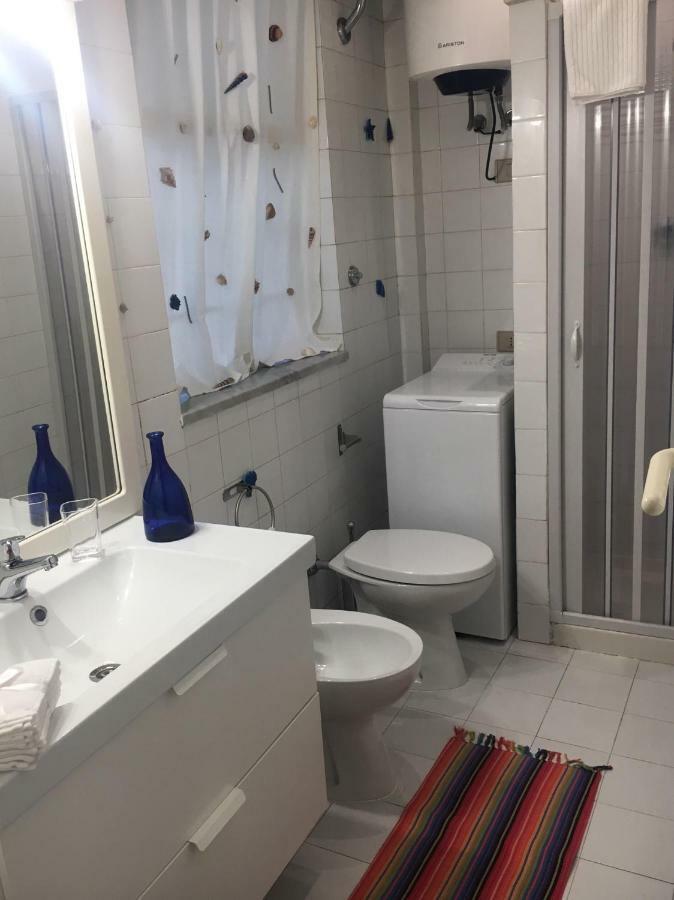 La Casa Sulla Spiaggia Apartament Nettuno Zewnętrze zdjęcie